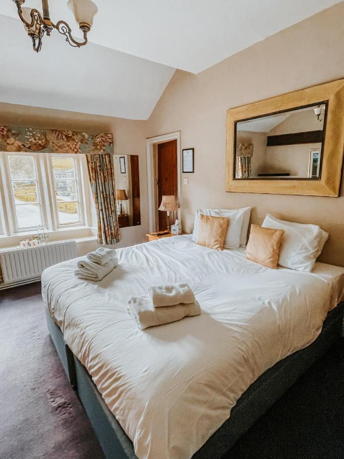 The Red Lion & Manor House Hotel Burnsall Exterior photo